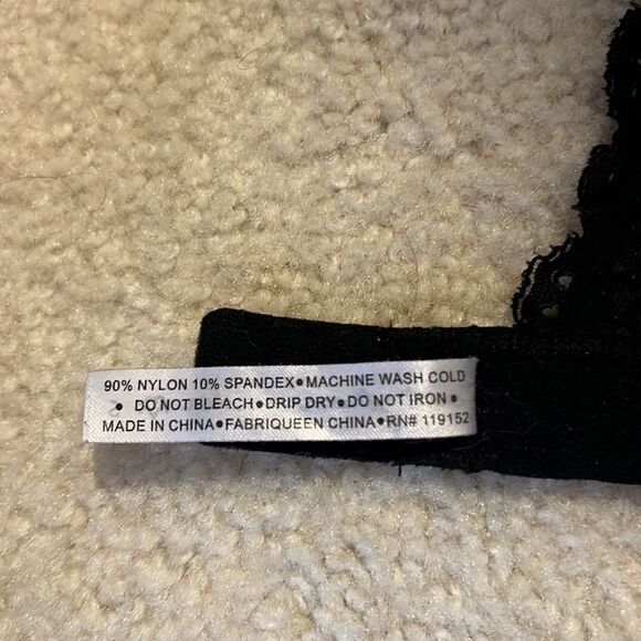 URBAN OUTFITTERS Bralette 🖤 - Picture 7 of 7